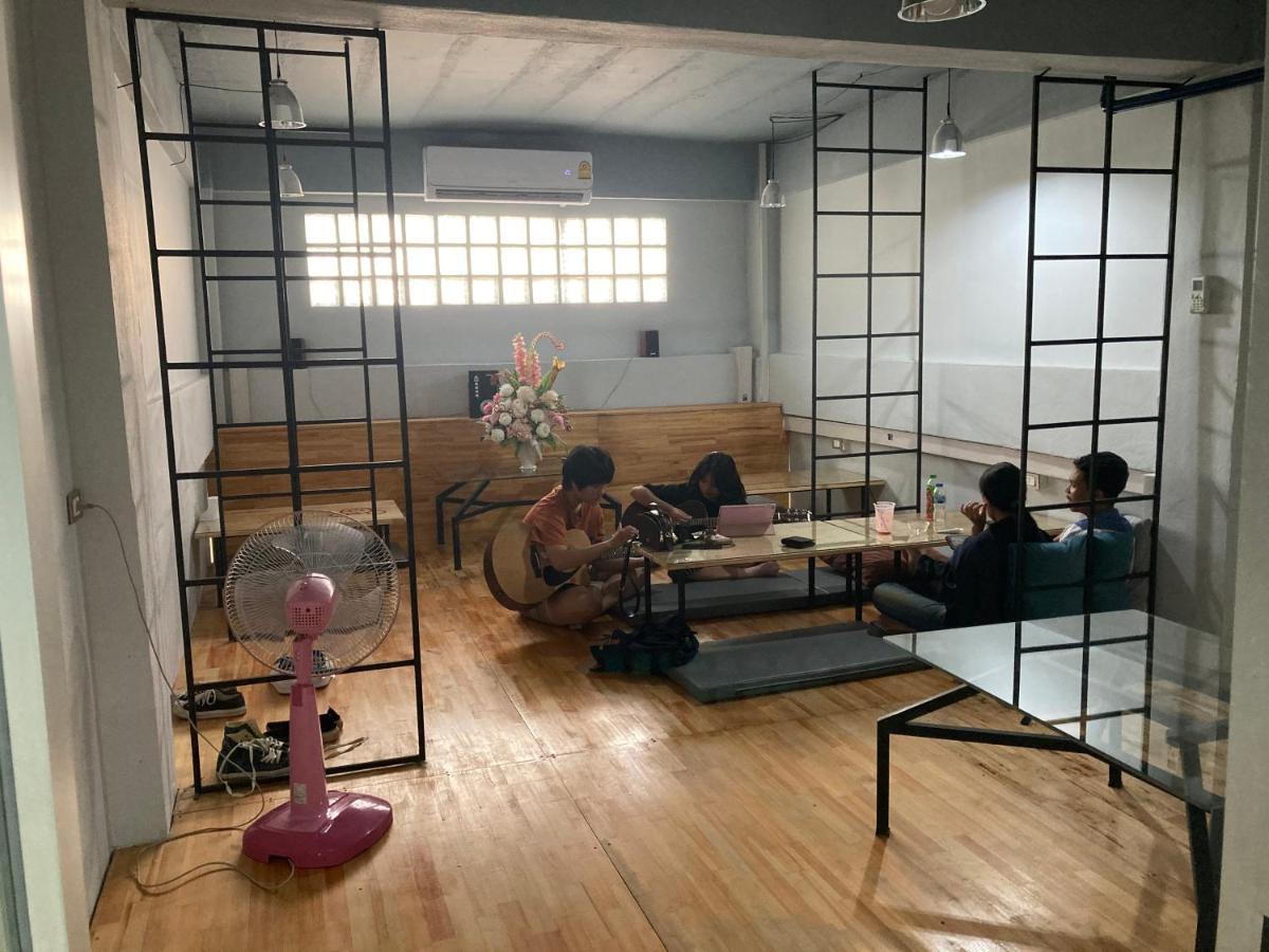 Готель Moocoworking Лей Екстер'єр фото